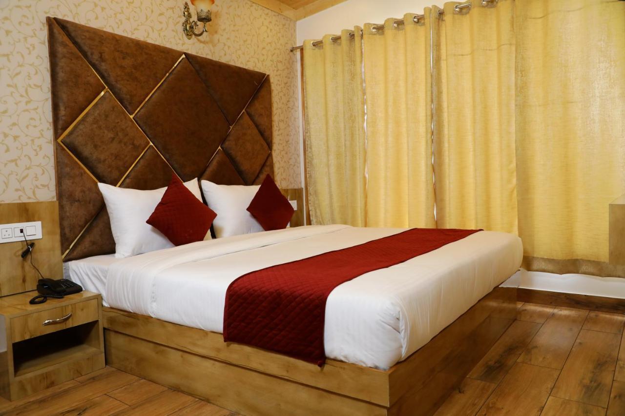 Bed and Breakfast Dee Ess Residency Шимла Экстерьер фото
