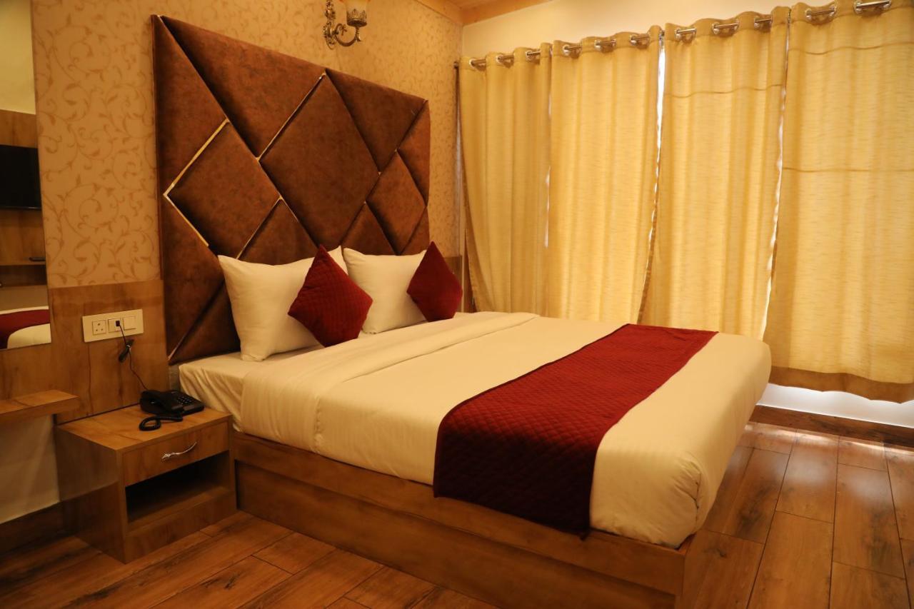 Bed and Breakfast Dee Ess Residency Шимла Экстерьер фото